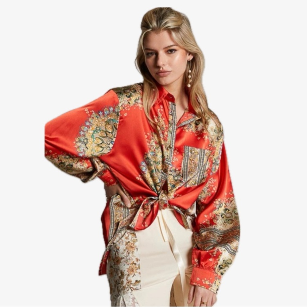 POL, NWT Women's Spice Paisley Blouse silky, Size M